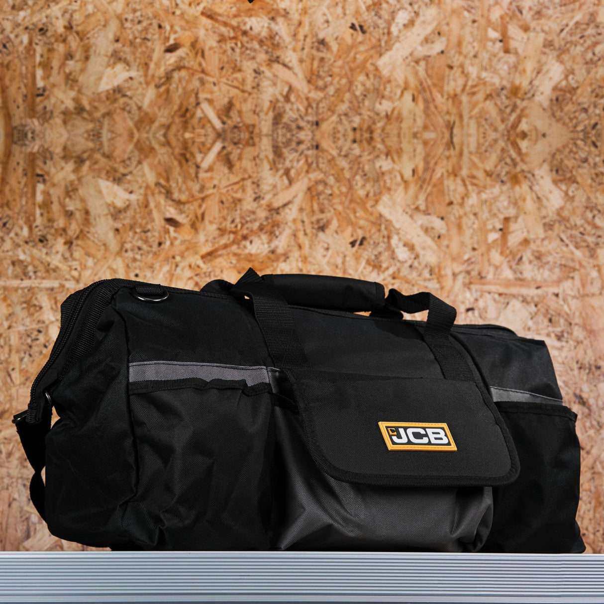 JCB Tools 20" 50cm Tool Kit Bag, Straps & Durable Design, Organise & Transport Tools | 21-KBAG