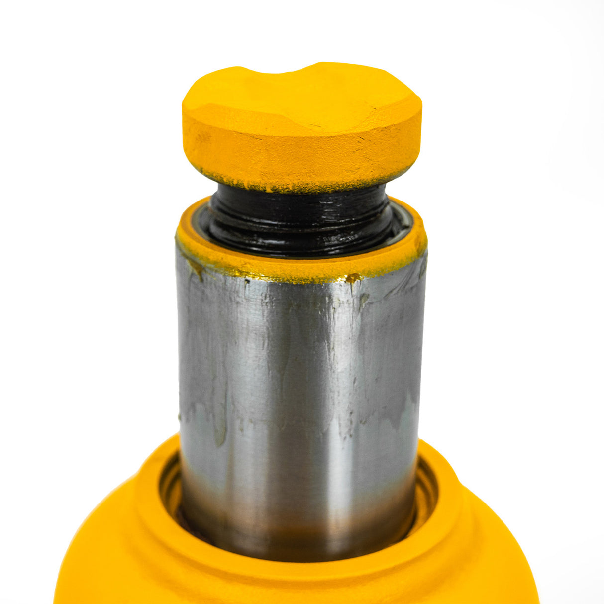 Zinc plated long handle creates quick and easy pumping | JCB Tools