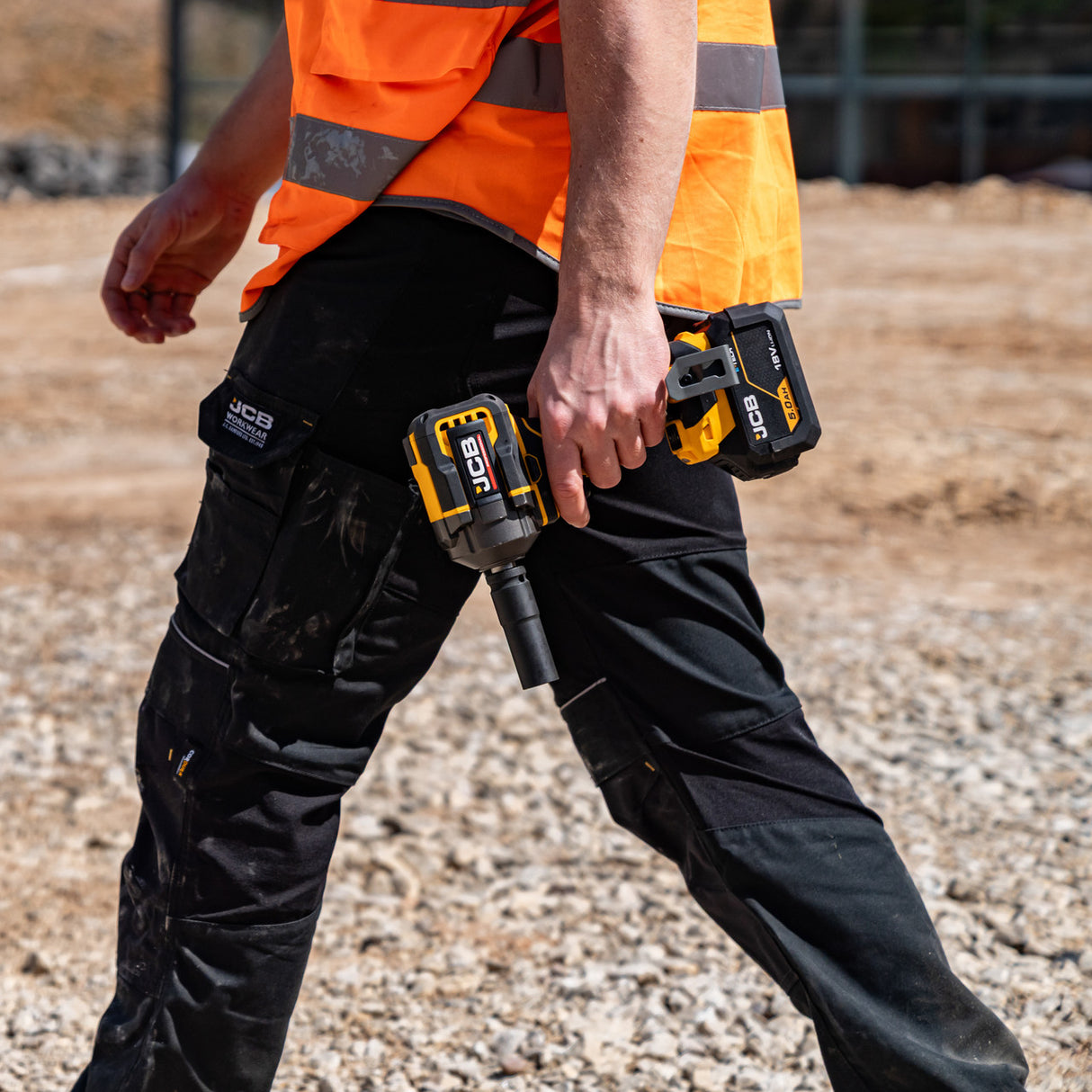 JCB Pro 18V Impact Wrench 1/2" 400Nm Fastening, 620Nm ‘Nut-Busting’ Torque, Square Drive & Friction Ring (Bare Tool) | JCB-18PIW-620