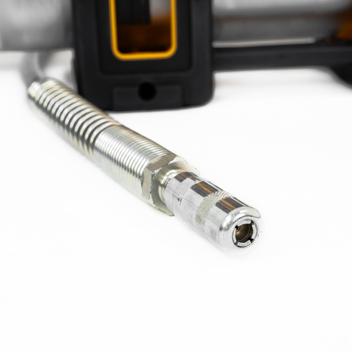 Capacity: Compatible with 400ml cartridges, 473ml bulk fill, or suction use