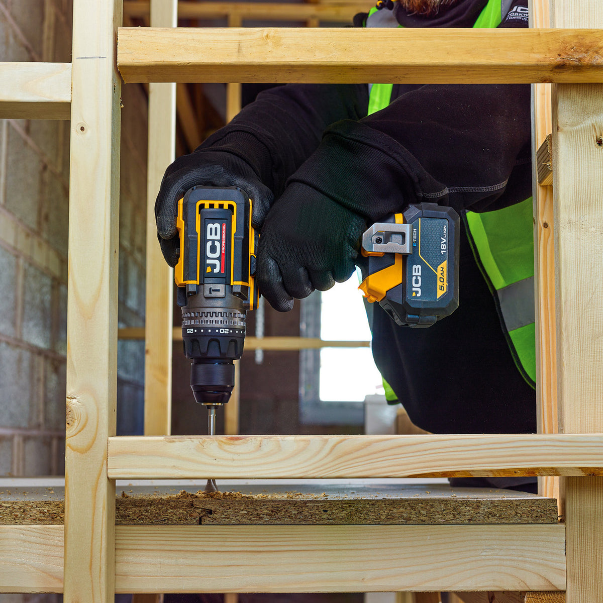 JCB Pro 18V Combi Drill 160Nm, Brushless, Anti-Kickback & Variable Speed, 25+3 Torque, 2x 5.0Ah Lithium-ion Batteries & 4.5A Charger | JCB-18PCD-160-5