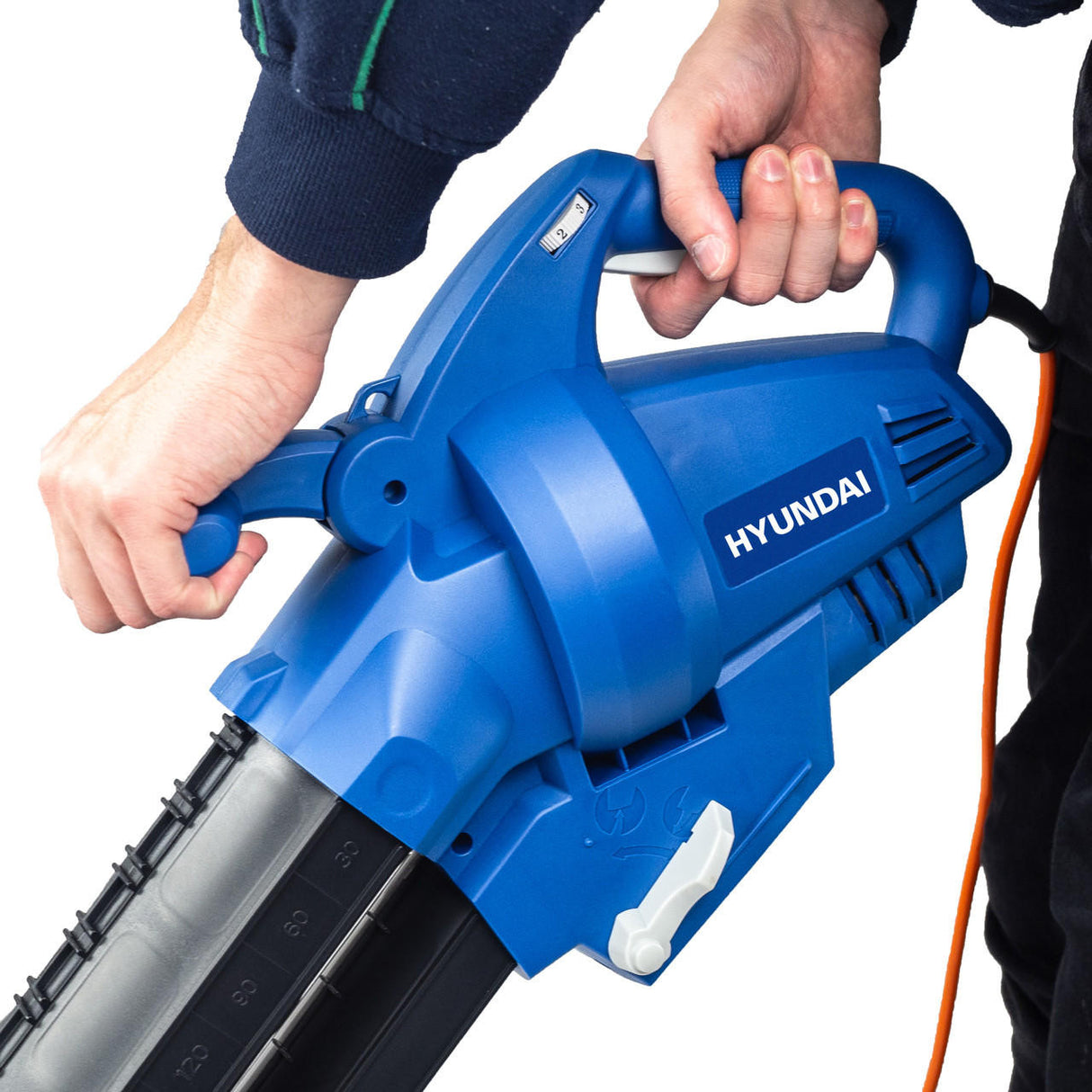 Easy to use leaf blower