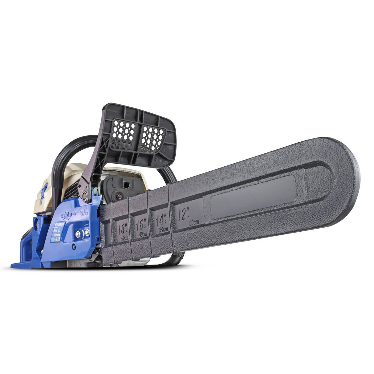 Designed to be used by everyone from gardening beginners to expert gardeners, this Hyundai chainsaw is highly versatile, delivering high performance in all weathers.