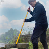 Whether you're breaking hard ground, levering, wrecking or demolishing structures, this JCB Chisel and Point Crow Bar is up to the task.