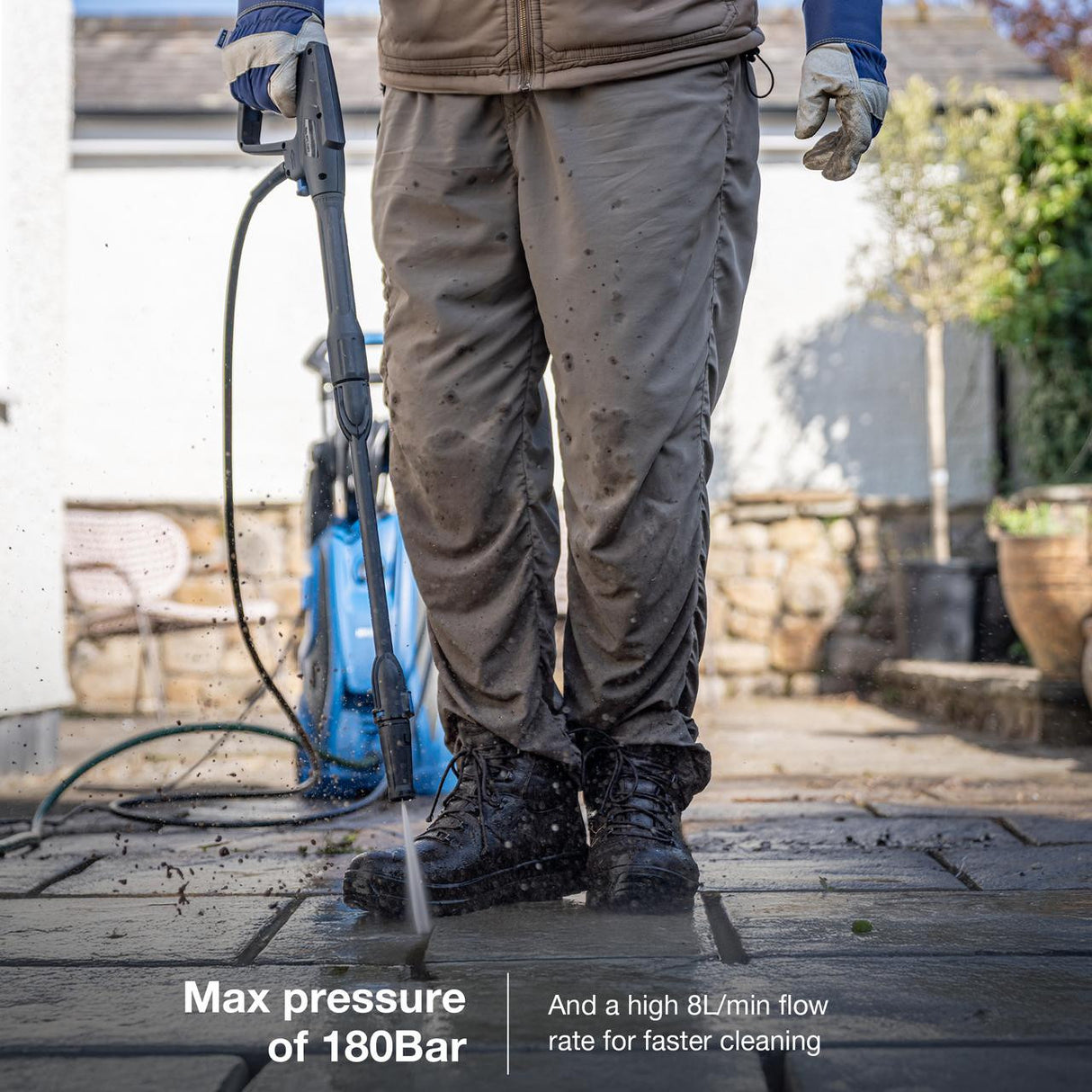 Hyundai 180Bar/ 2610psi Electric Pressure Washer, 8L/min, 2400W High-Performance Jet Wash with Hose & Attachments | HYW2400E