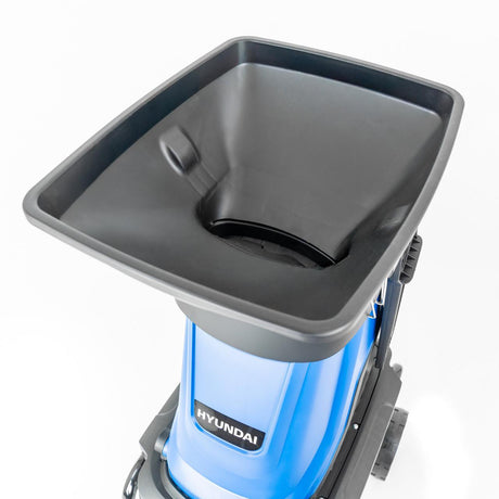  It also includes a 10L safety feed hopper