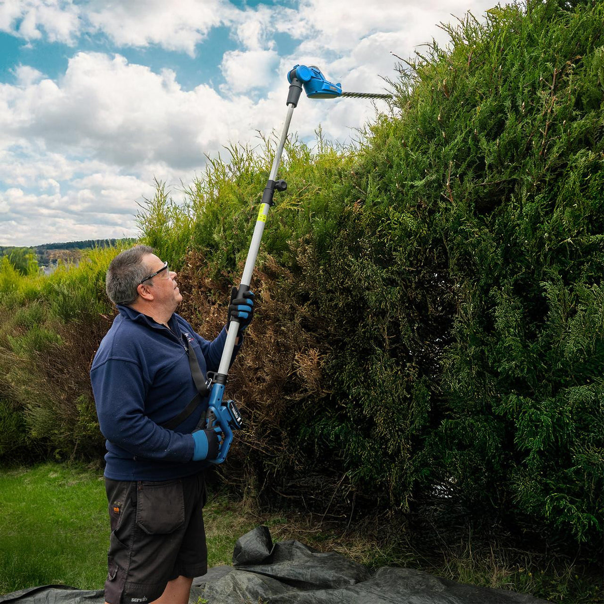 Powered by a 20V 2.0Ah, 2nd Generation lithium-ion battery, the HY20CPHT offers precise cutting with minimal noise and maintenance-free operation.