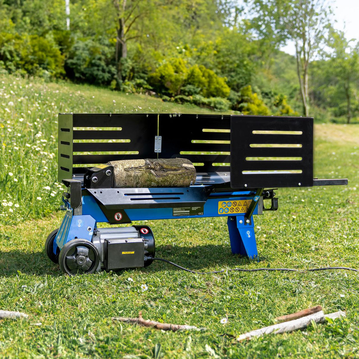 Hyundai 7 Tonne Electric Horizontal Log Splitter with Cross Wedge | HYLS7000HE+1361150
