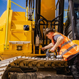 JCB Pro 18V Grease Gun, 300g/min Max Flow, 410 / 455g Capacity, Variable Speed, Up To 10,150psi Pressure (Bare Tool) | JCB-18PGG-VS