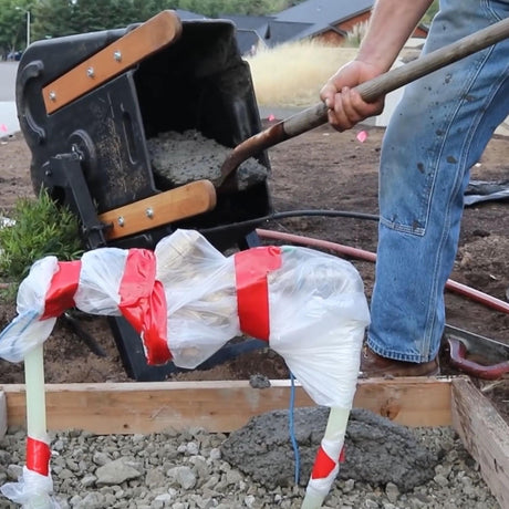 Lightweight alternative to conventional cement mixers, weighing just 17.69kg