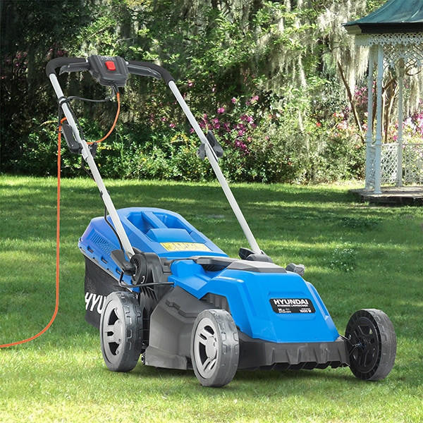 Hyundai HYM3800E Electric 1600W / 230V 38cm Rotary Rear Roller Lawnmower
