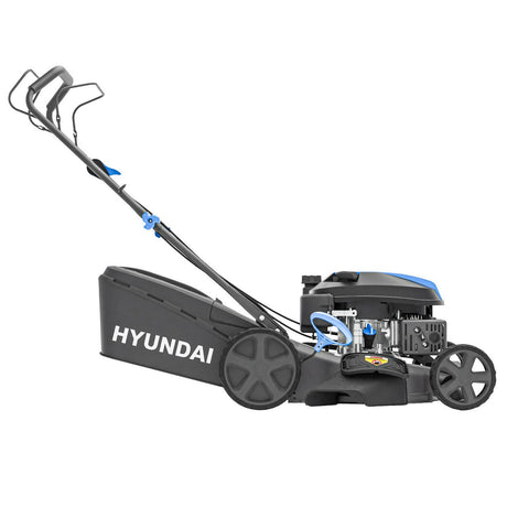 Hyundai 139cc self propelled lawn mower front view with wide cutting deck