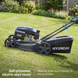 Self propelled Hyundai lawnmower with 45L grass collector box